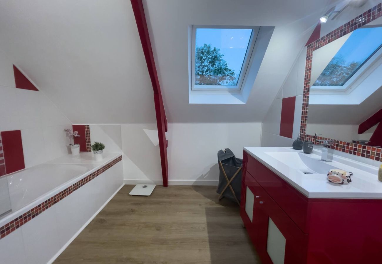 Villa à Guissény - Villa Ty Amor - Grand jardin et jacuzzi pour 9