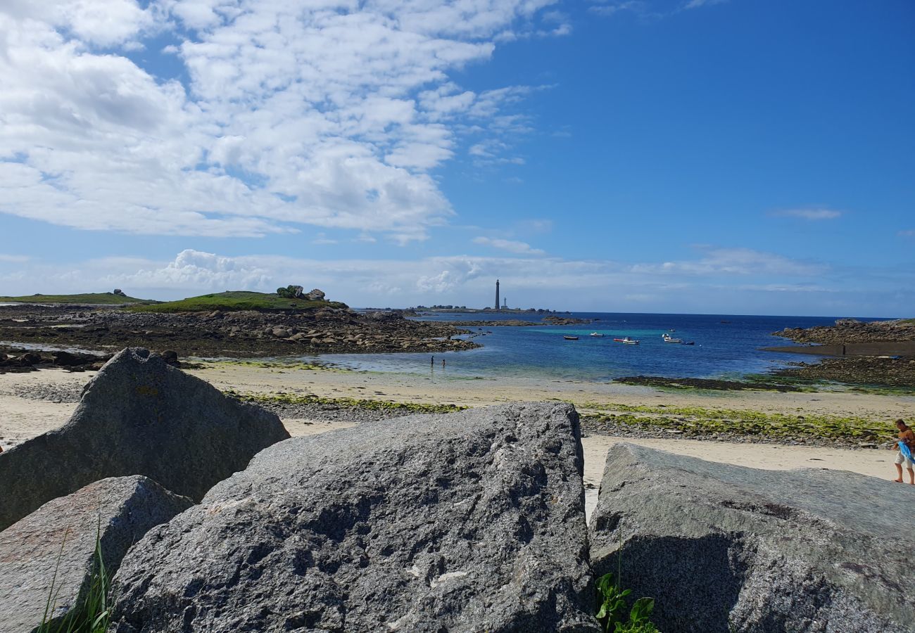 Maison à Plouguerneau - Maison vue mer pour 6, à 100m de la plage
