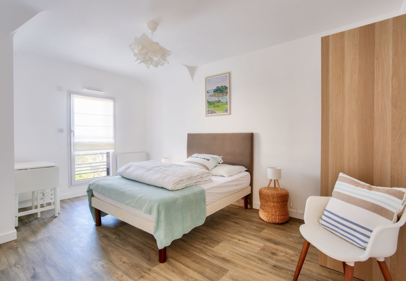 Maison à Saint-Briac-sur-Mer - Maison lumineuse pour 8 avec grand jardin 