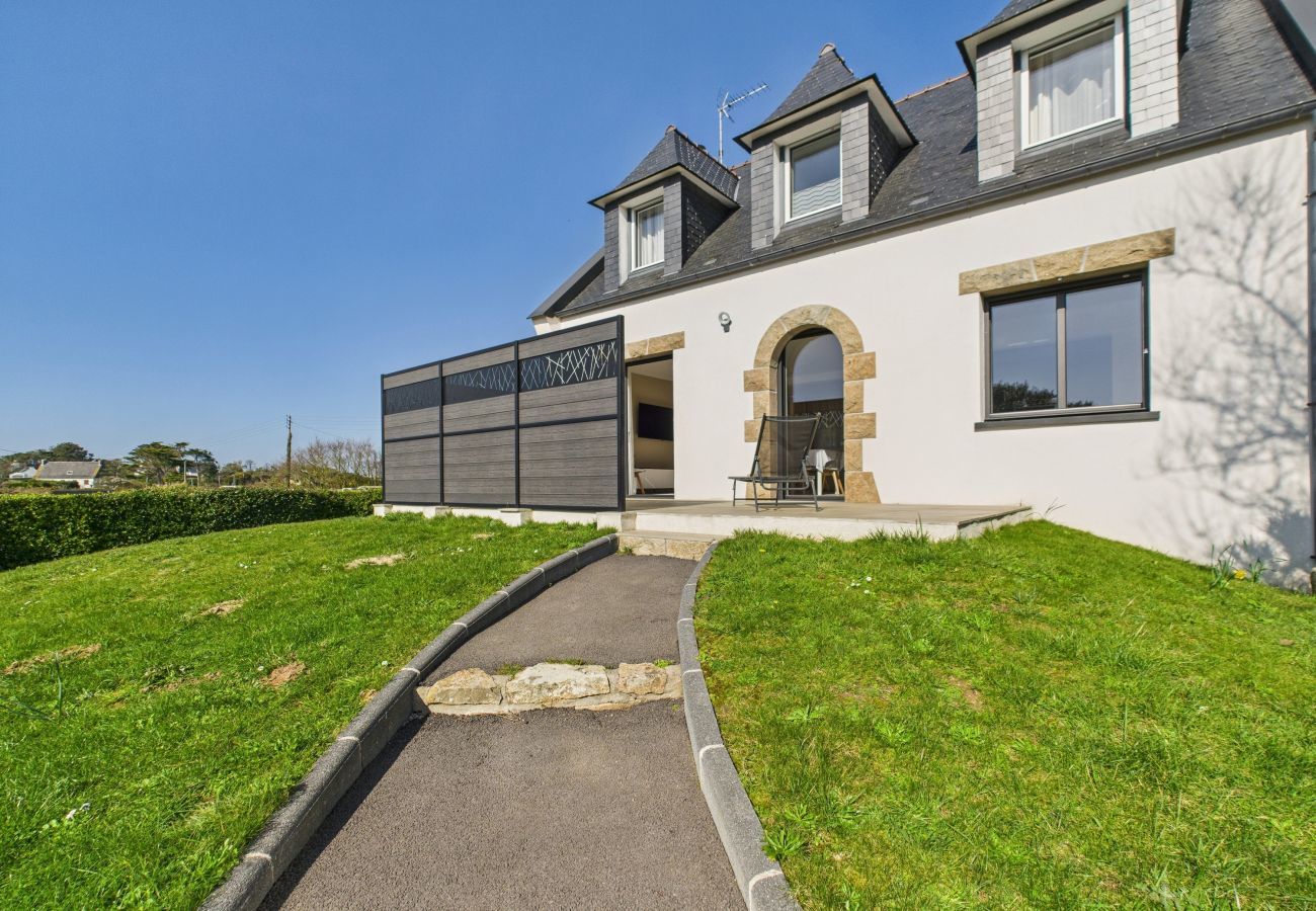 Villa à Plouguerneau - Maison familiale 7 personnes à 150m de la mer 