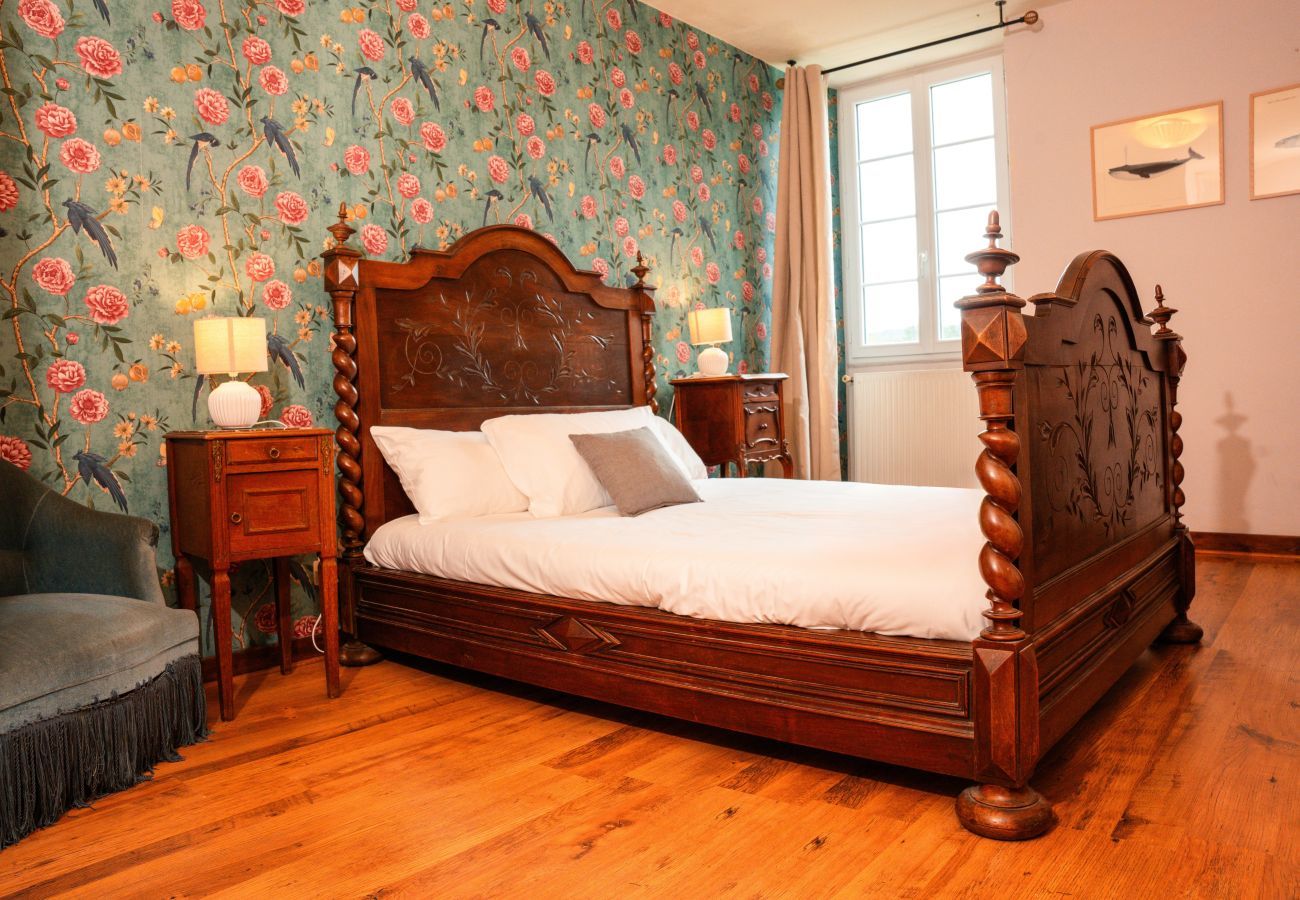 Maison à Thonac - Villa 