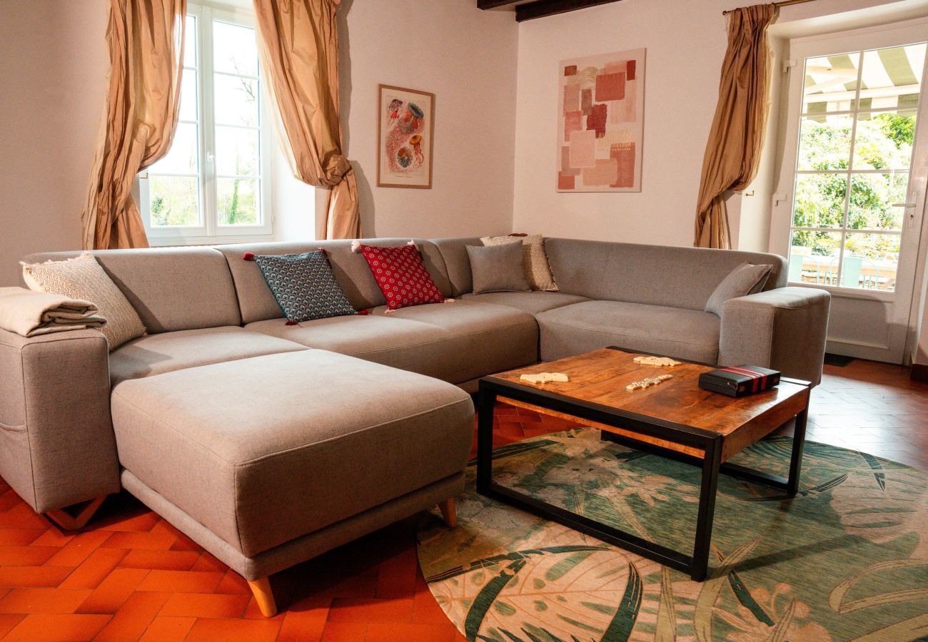 Maison à Thonac - Villa 