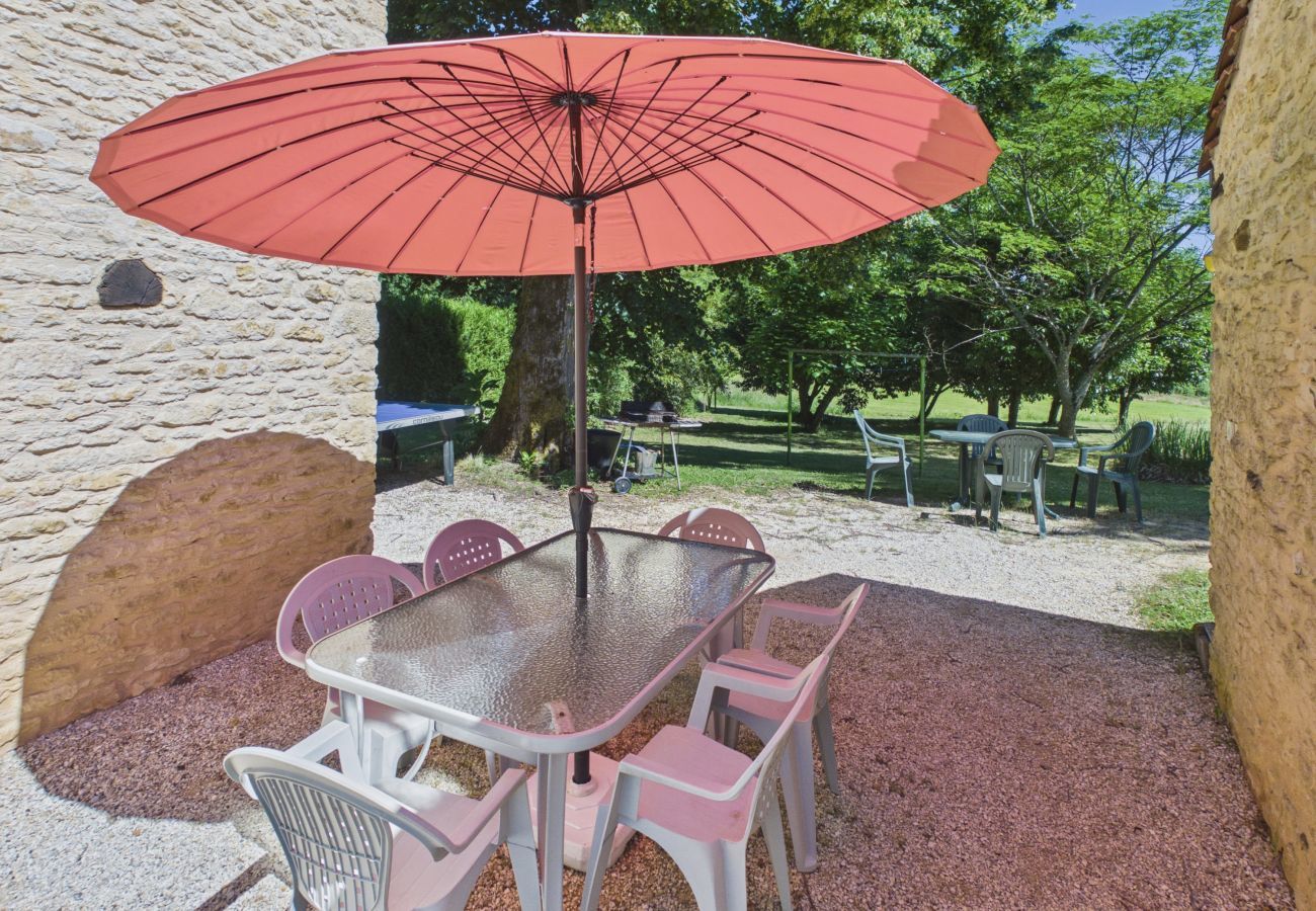 Maison à Saint-Crépin-et-Carlucet - Maison de campagne pour 6 avec piscine et jardin