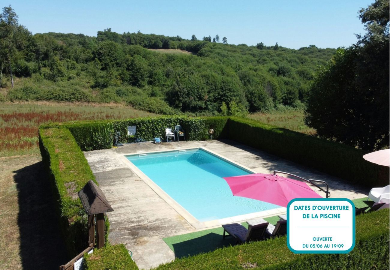 Maison à Saint-Crépin-et-Carlucet - Maison de campagne pour 6 avec piscine et jardin