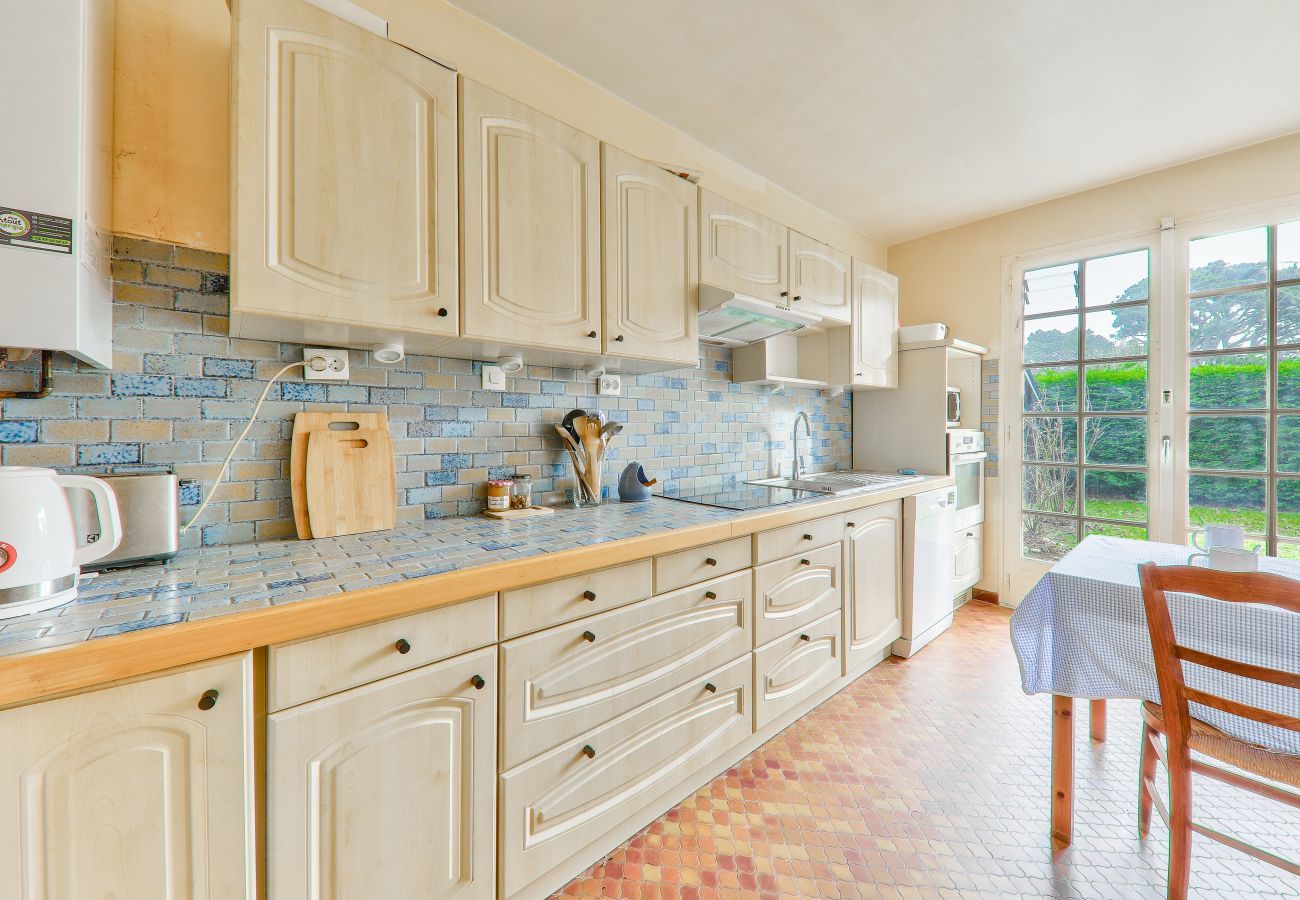 Maison à Saint-Gildas-de-Rhuys - Maison pour 8 avec jardin à 300 m de la mer