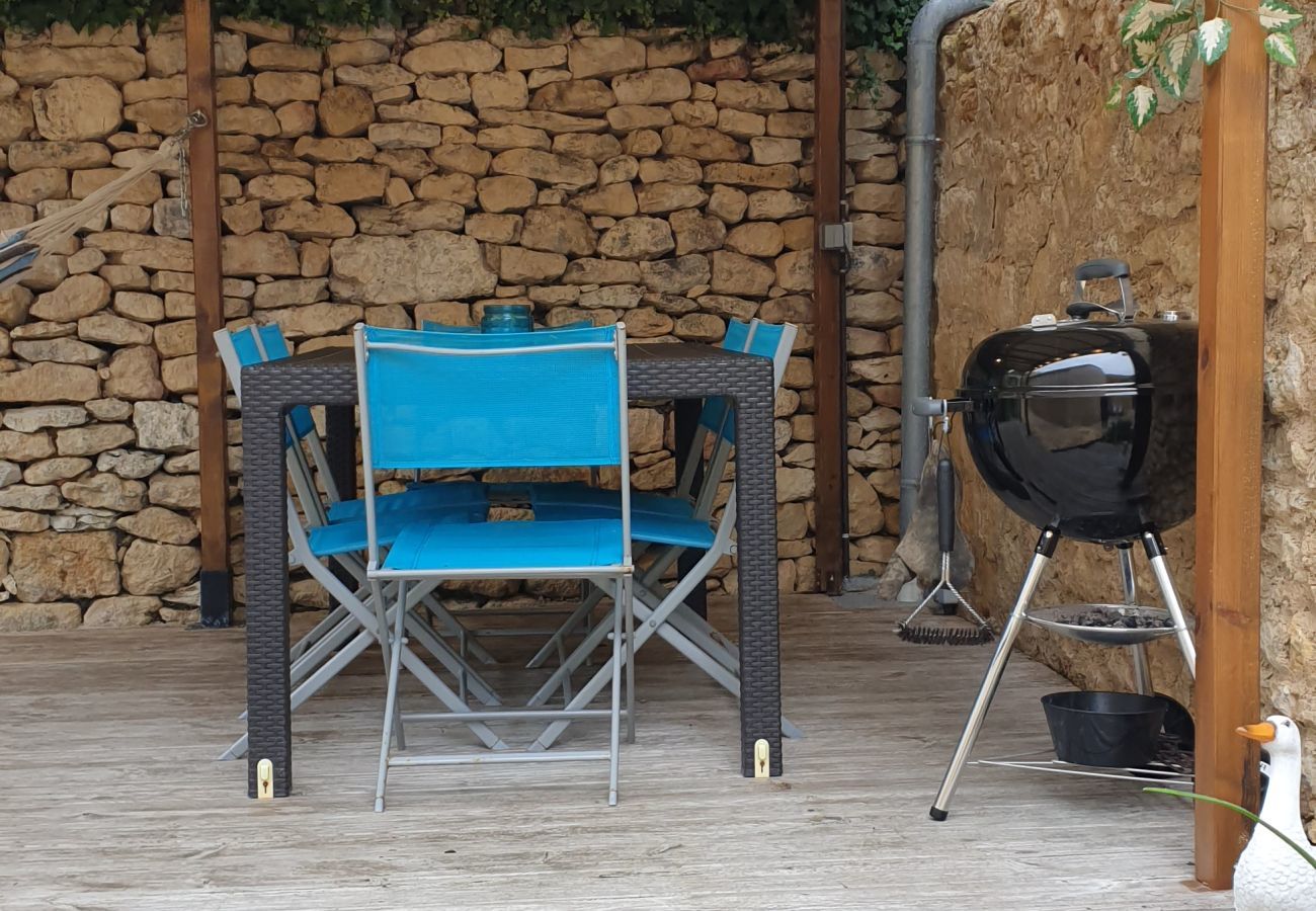 Maison à Auriac-du-Périgord - Escapade à 2 sur Auriac avec jardin cosy 