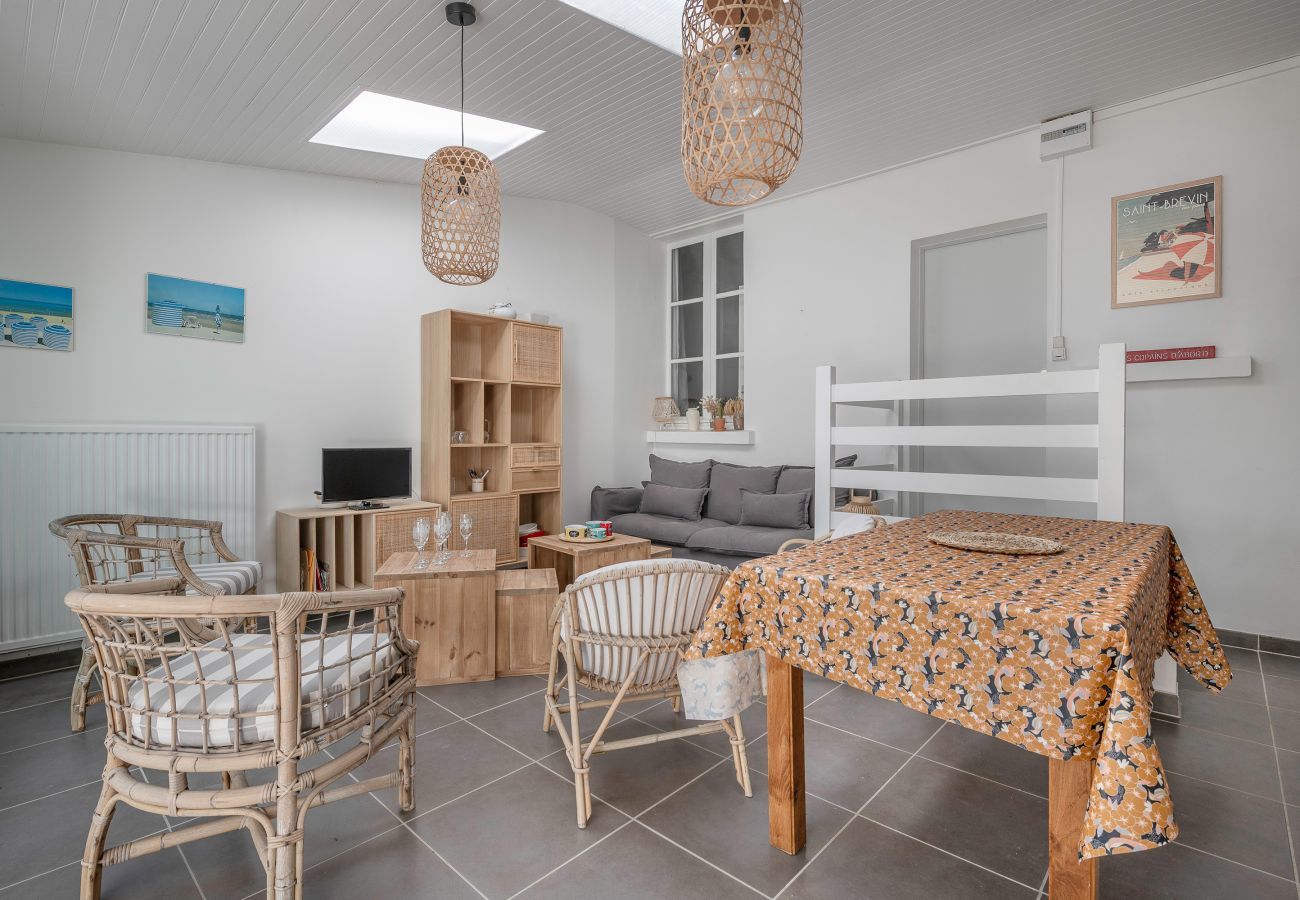 Appartement à Saint-Brevin-les-Pins - Appart-patio Centre-ville à 100m de la plage