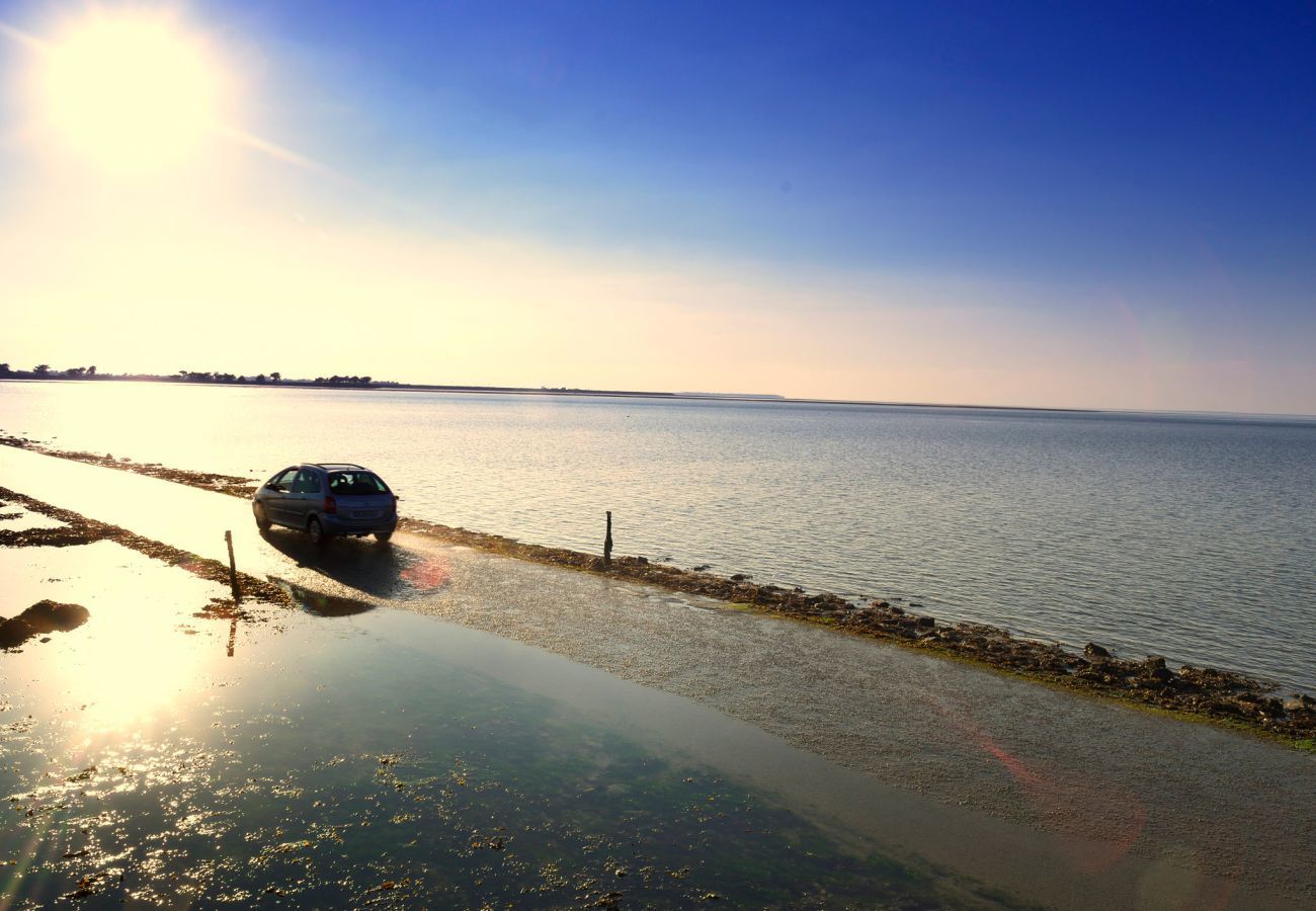 Maison à Noirmoutier-en-l´Ile - Maison pour 8 à 200m de la mer et 500m du port