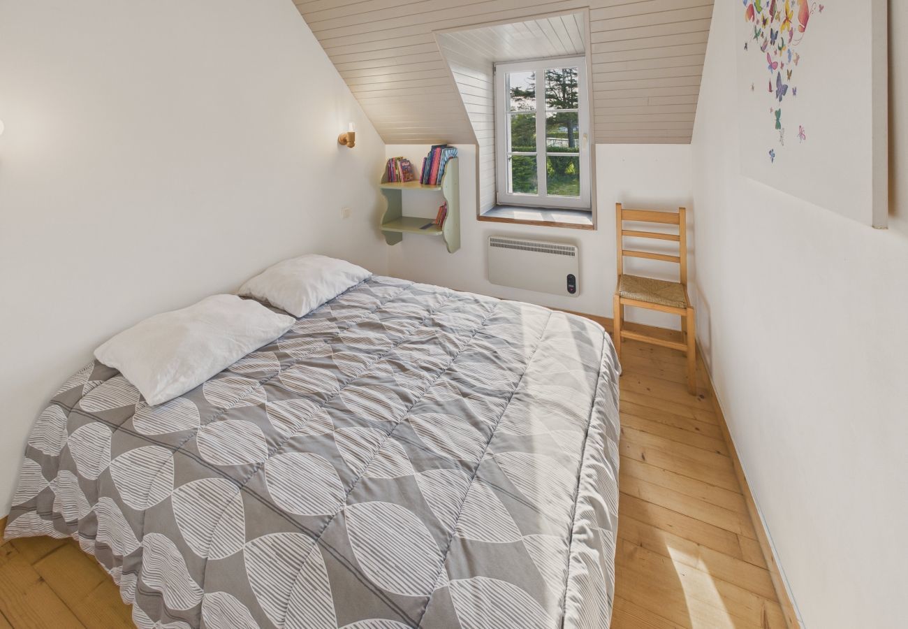 Maison à Saint-Jean-Trolimon - Agréable maison avec grand jardin pour 4