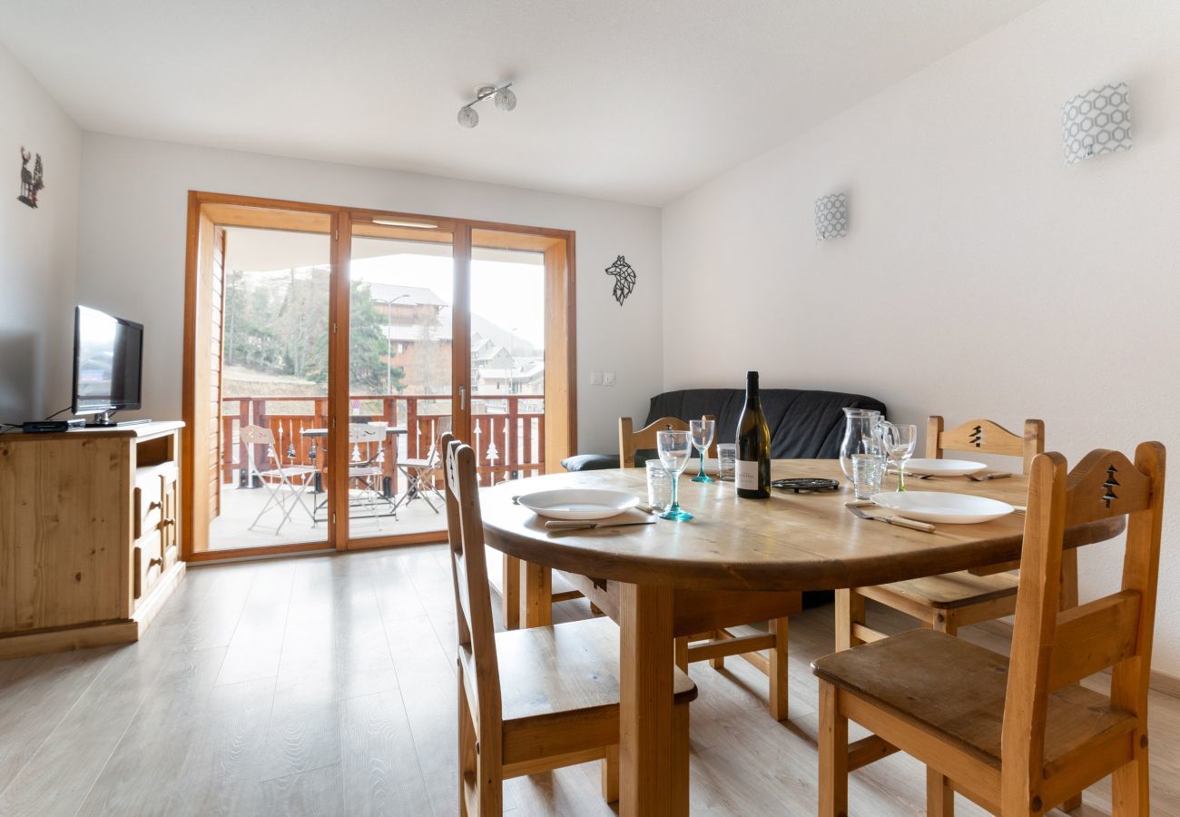 Appartement à Le Dévoluy - Appartement pour 6 - 900m des pistes - terrasse