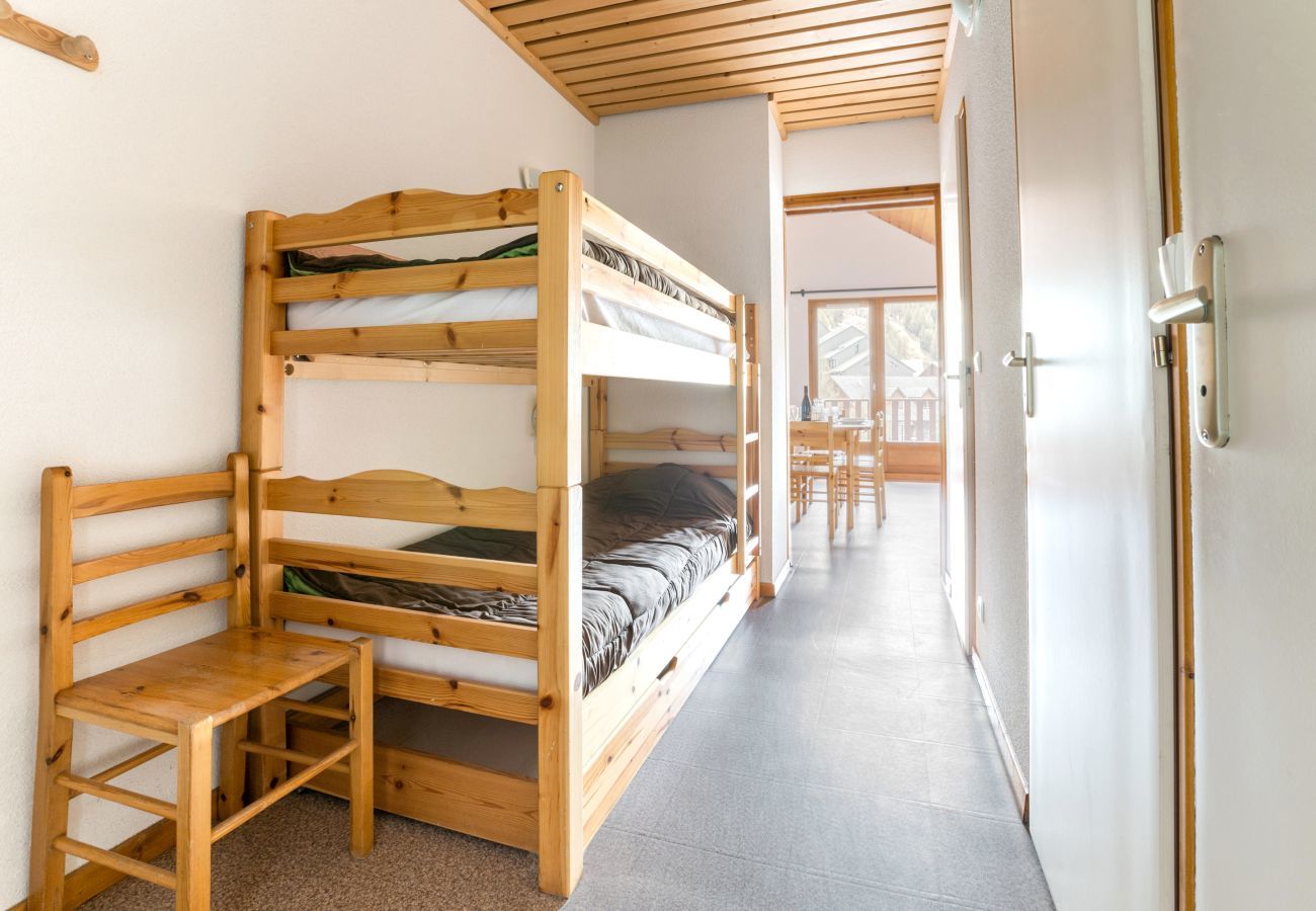 Appartement à Le Dévoluy - Appartement vue sur les pistes, pour 8 