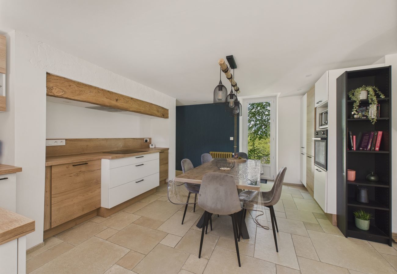 Maison à Terrasson-Lavilledieu - Grand jardin et terrasse pour 7 personnes