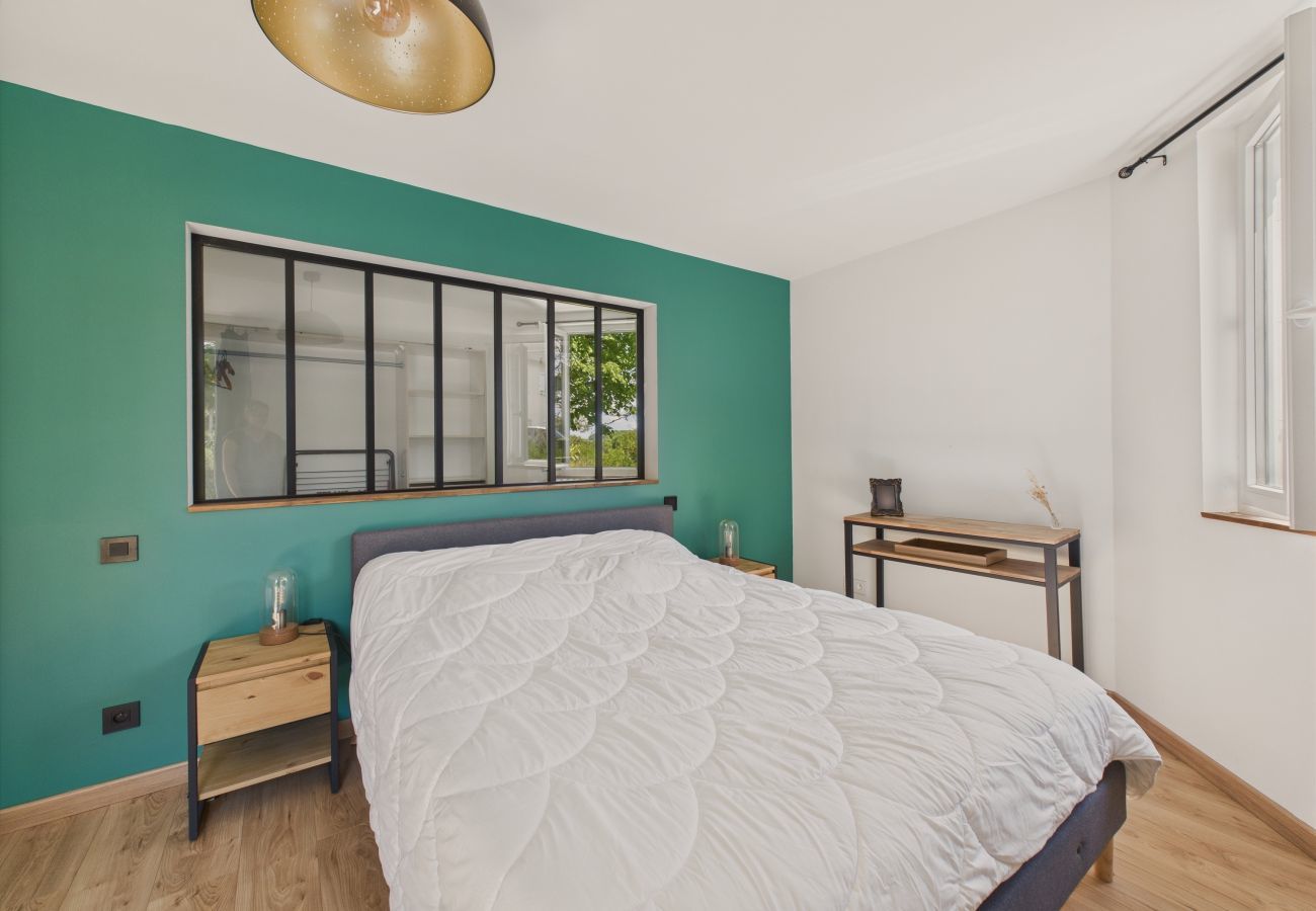 Maison à Terrasson-Lavilledieu - Grand jardin et terrasse pour 7 personnes