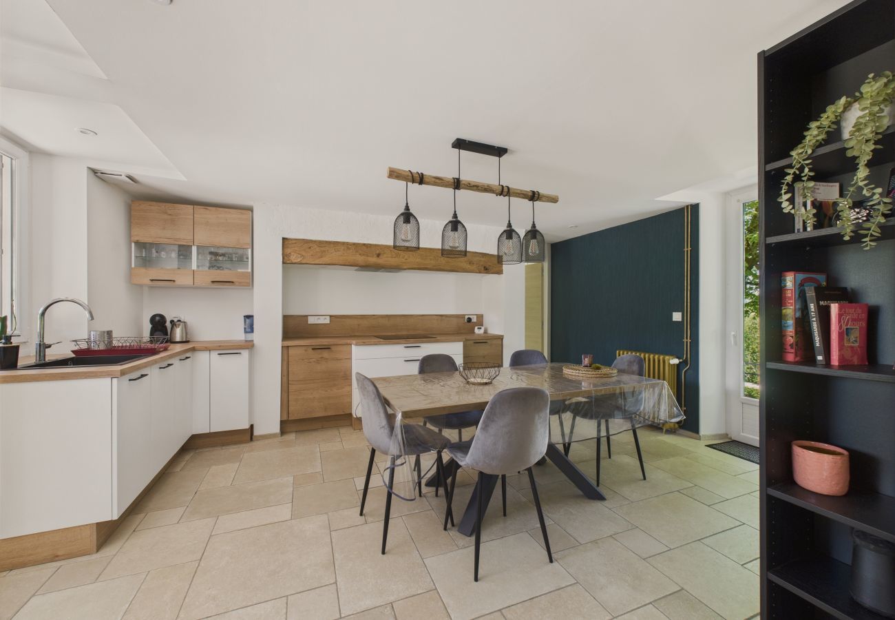 Maison à Terrasson-Lavilledieu - Grand jardin et terrasse pour 7 personnes