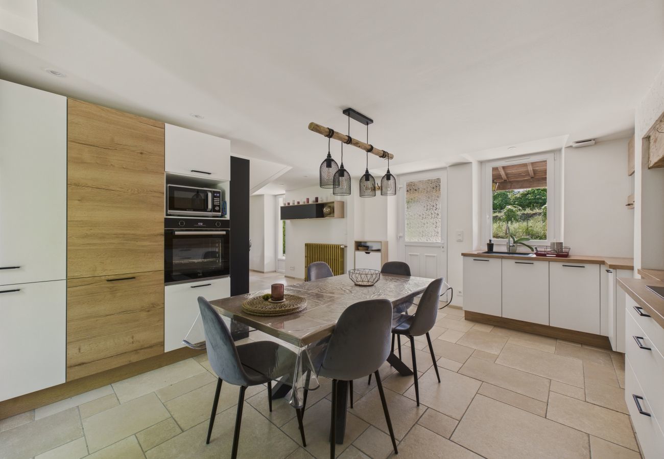 Maison à Terrasson-Lavilledieu - Grand jardin et terrasse pour 7 personnes