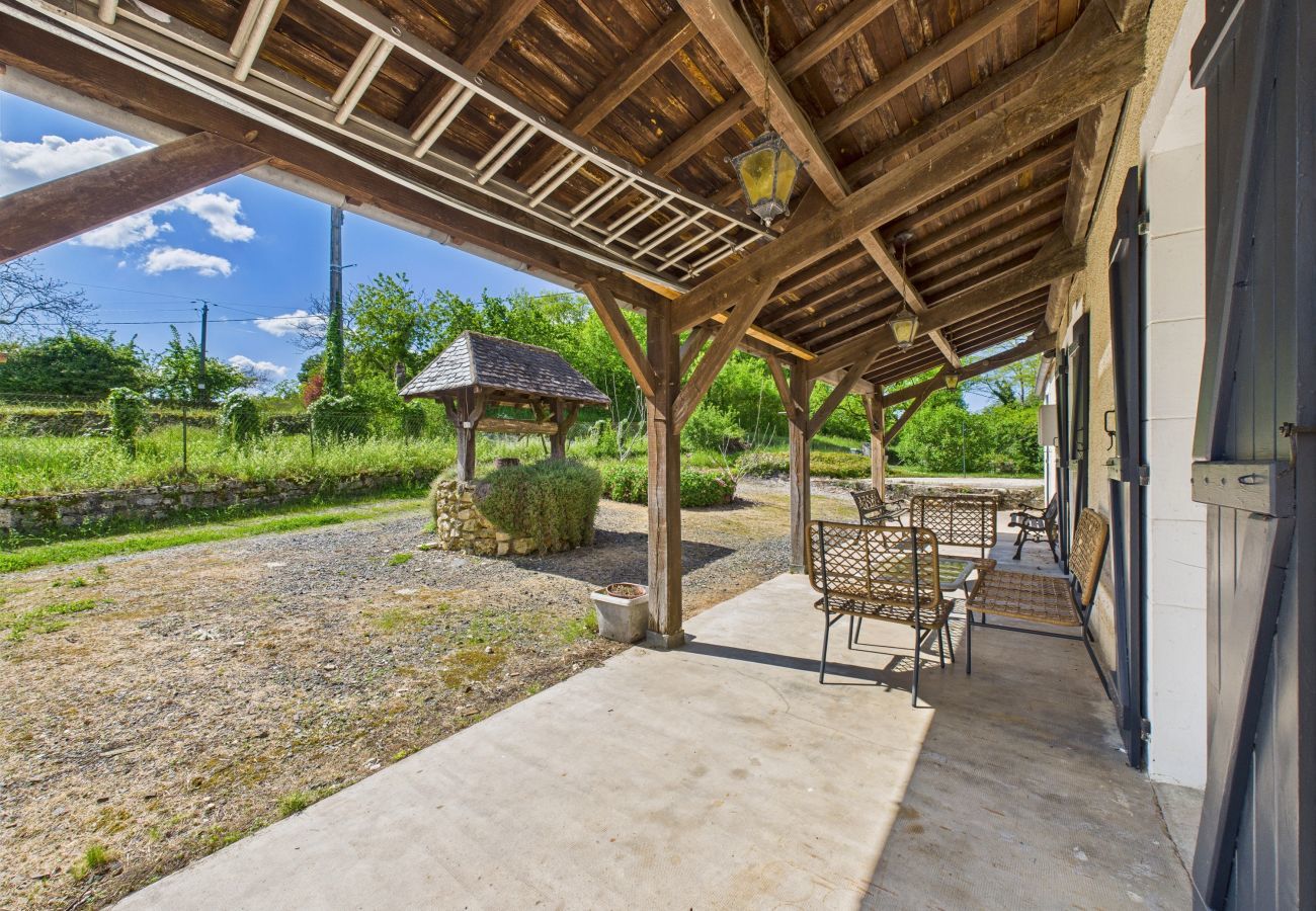 Maison à Terrasson-Lavilledieu - Grand jardin et terrasse pour 7 personnes