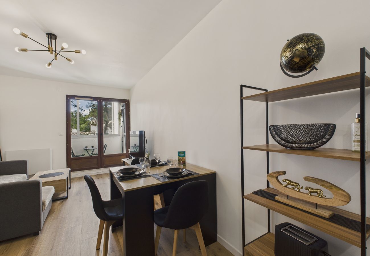 Appartement à Saint-Hilaire-de-Riez - Appartement pour 4 avec balcon à 200m de la mer 
