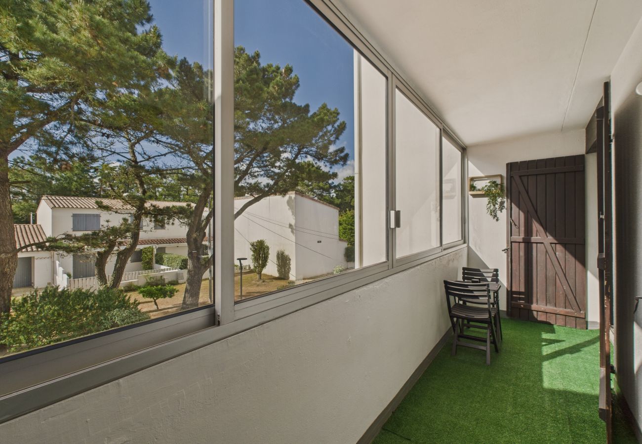 Appartement à Saint-Hilaire-de-Riez - Appartement pour 4 avec balcon à 200m de la mer 