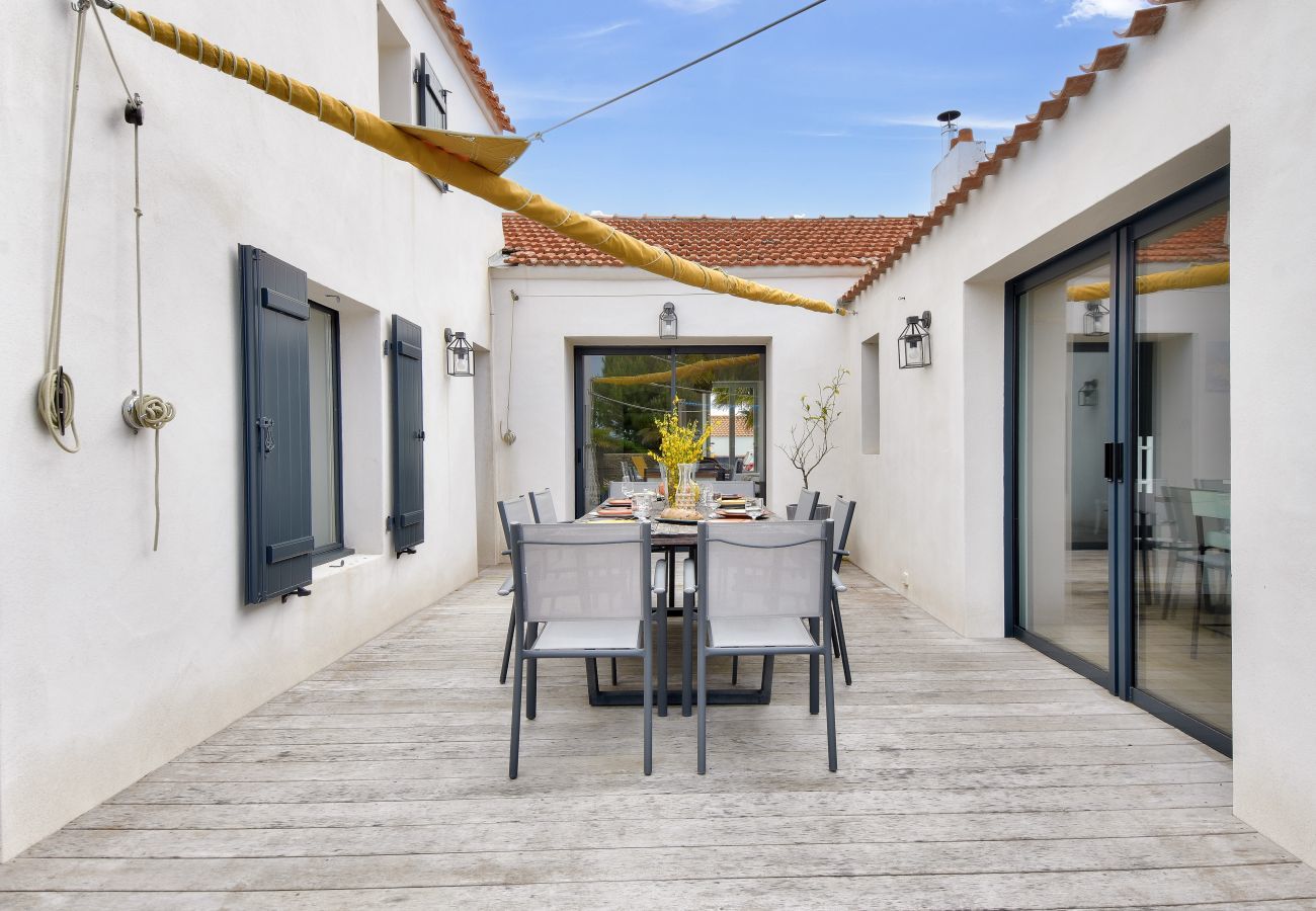 Maison à La Guérinière - Piscine chauffée, jardin, magnifique villa pour 10