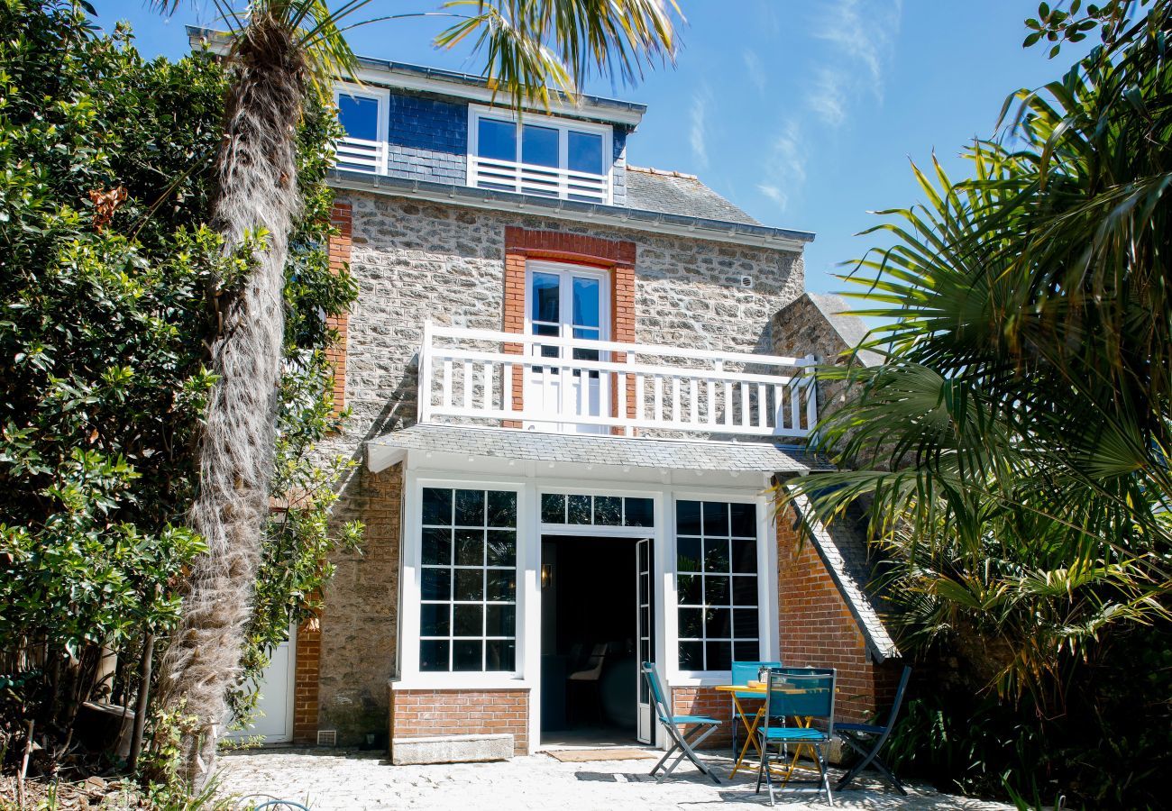 Maison à Dinard - 300 m de la plage, terrasse, superbe maison pour 4