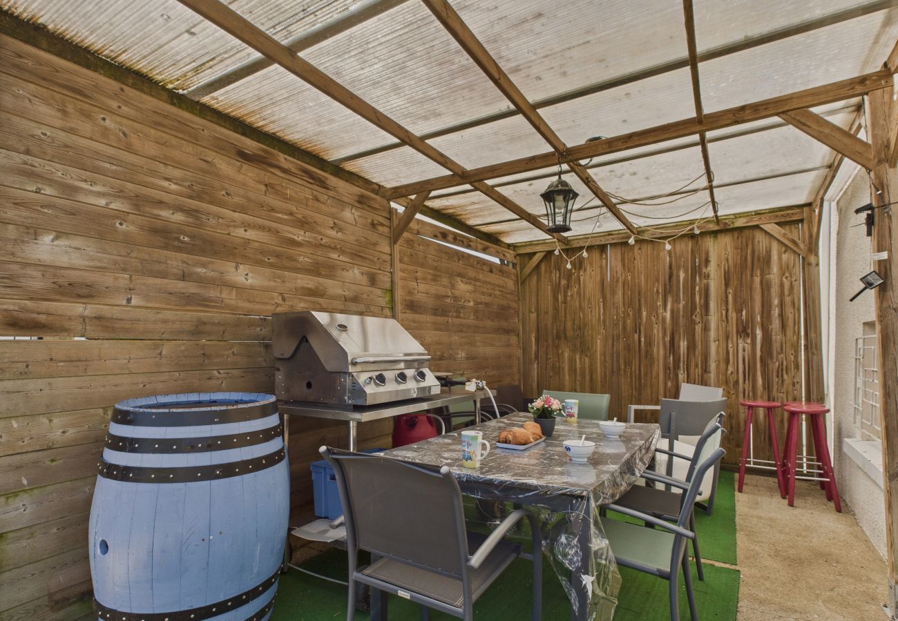 Maison à Le Bernard - Maison pour 2 adultes et 2 enfants avec jardin 