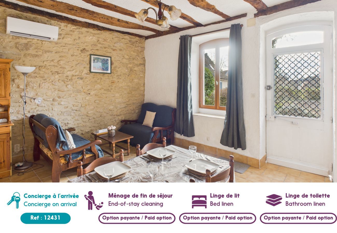 Maison à Montignac - Gîte mitoyen -  piscine commune - 4 personnes
