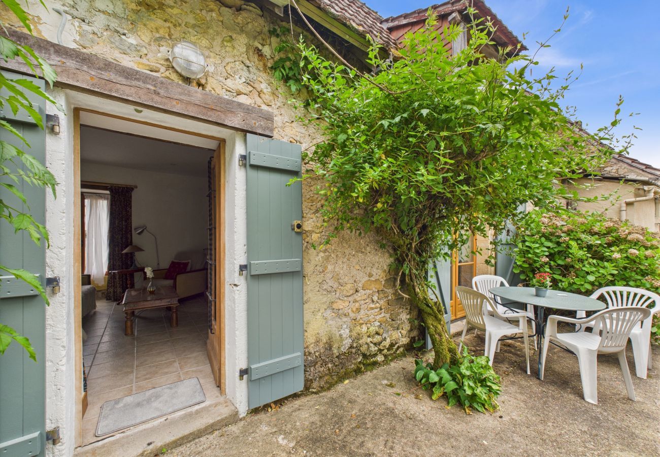 Maison à Montignac - Piscine et domaine arboré partagés - maison pour 4