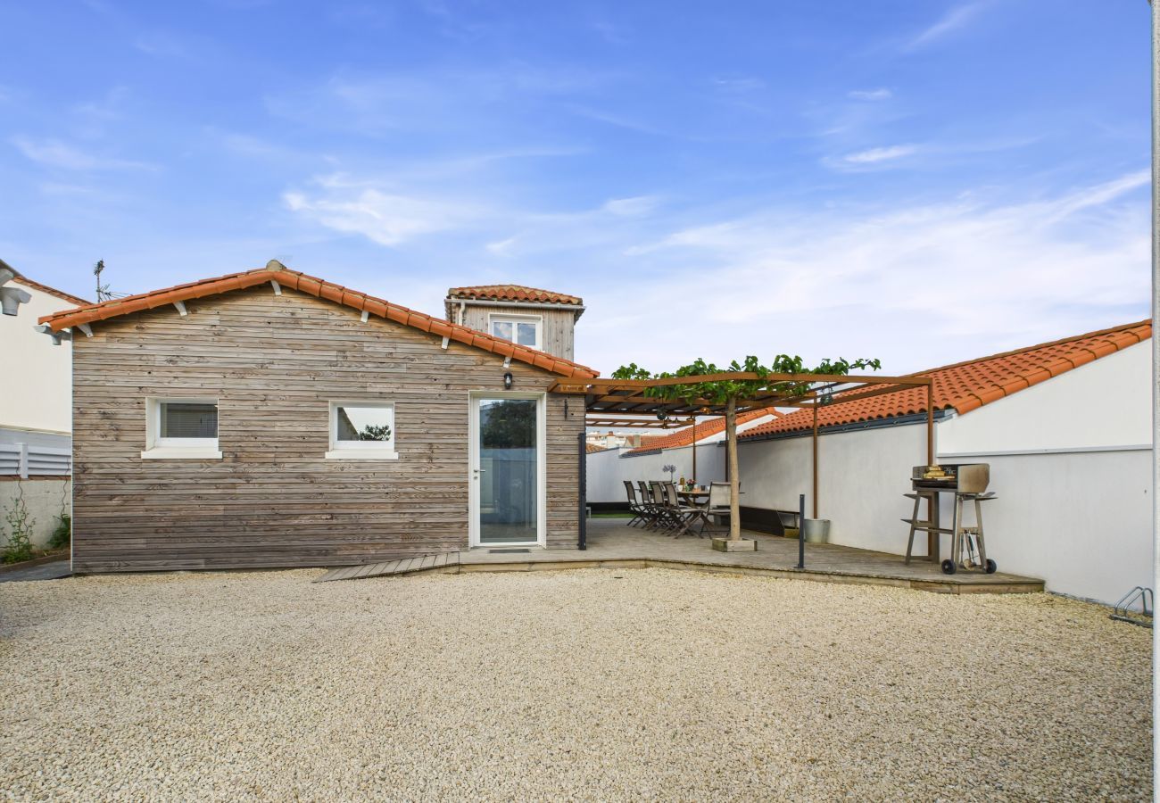 Maison à Les Sables-d´Olonne - Maison pour 10 entièrement rénové - terrasse 