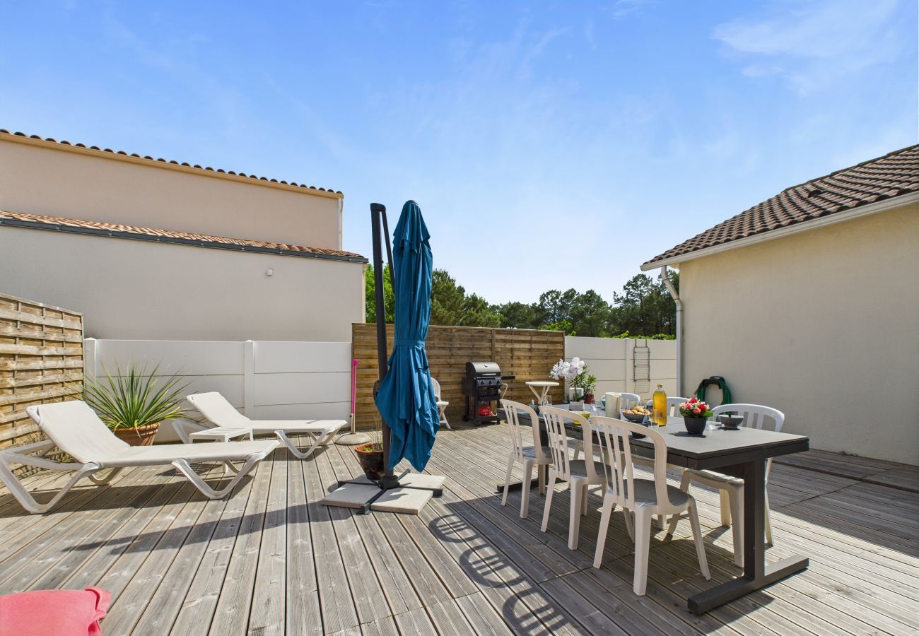 Maison à L'Aiguillon-la-Presqu'île - 200m plage - grande terrasse pour 4 personnes