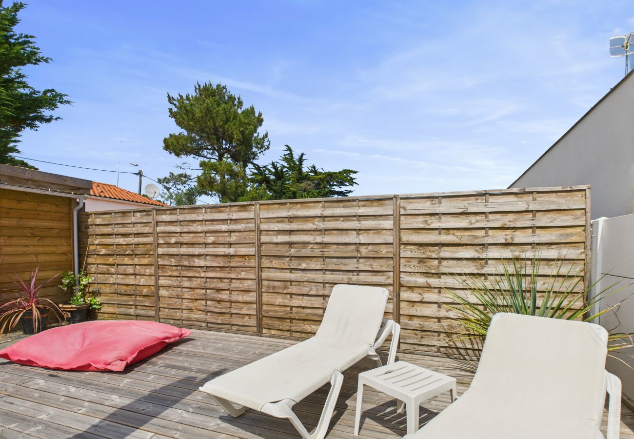 Maison à L'Aiguillon-la-Presqu'île - 200m plage - grande terrasse pour 4 personnes
