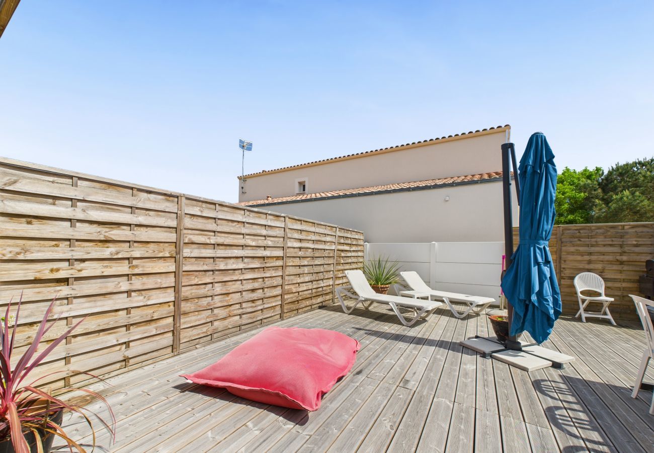 Maison à L'Aiguillon-la-Presqu'île - 200m plage - grande terrasse pour 4 personnes
