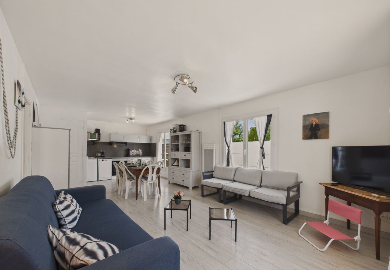 Maison à L'Aiguillon-la-Presqu'île - 200m plage - grande terrasse pour 4 personnes