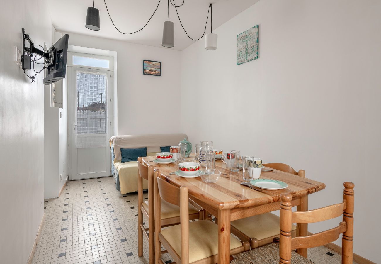 Maison mitoyenne à La Bernerie-en-Retz - Maison pour 5 à 350m de la plage