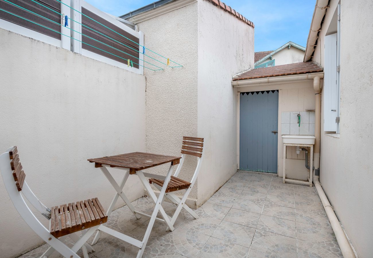 Maison mitoyenne à La Bernerie-en-Retz - Maison pour 5 à 350m de la plage