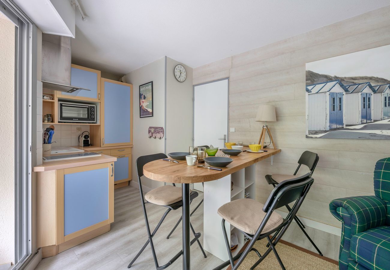 Appartement à Pornic - Appart à 100m de la plage- piscine pour 4