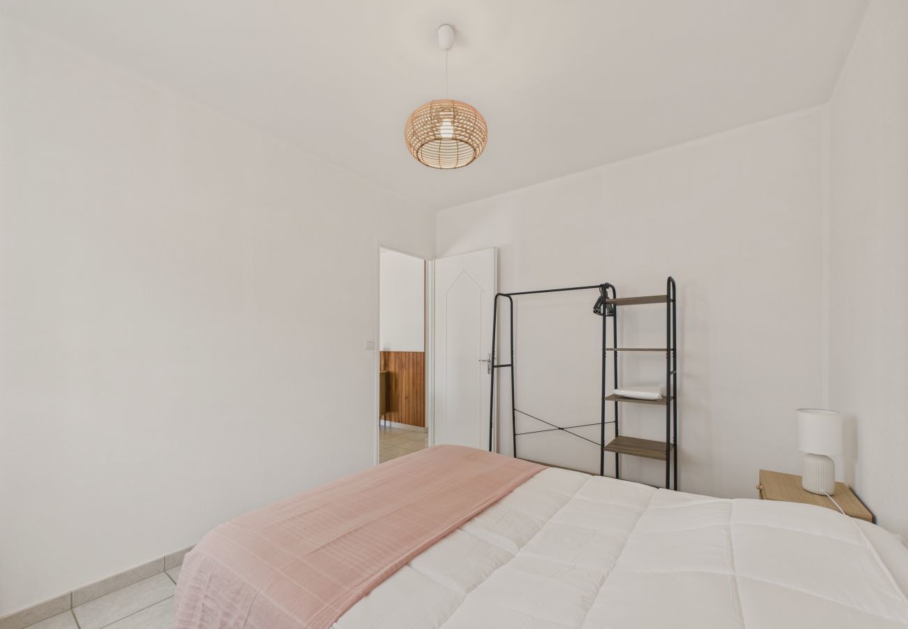 Maison à Saint-Vincent-sur-Jard - Jolie maison pour 4 personnes avec jardin 