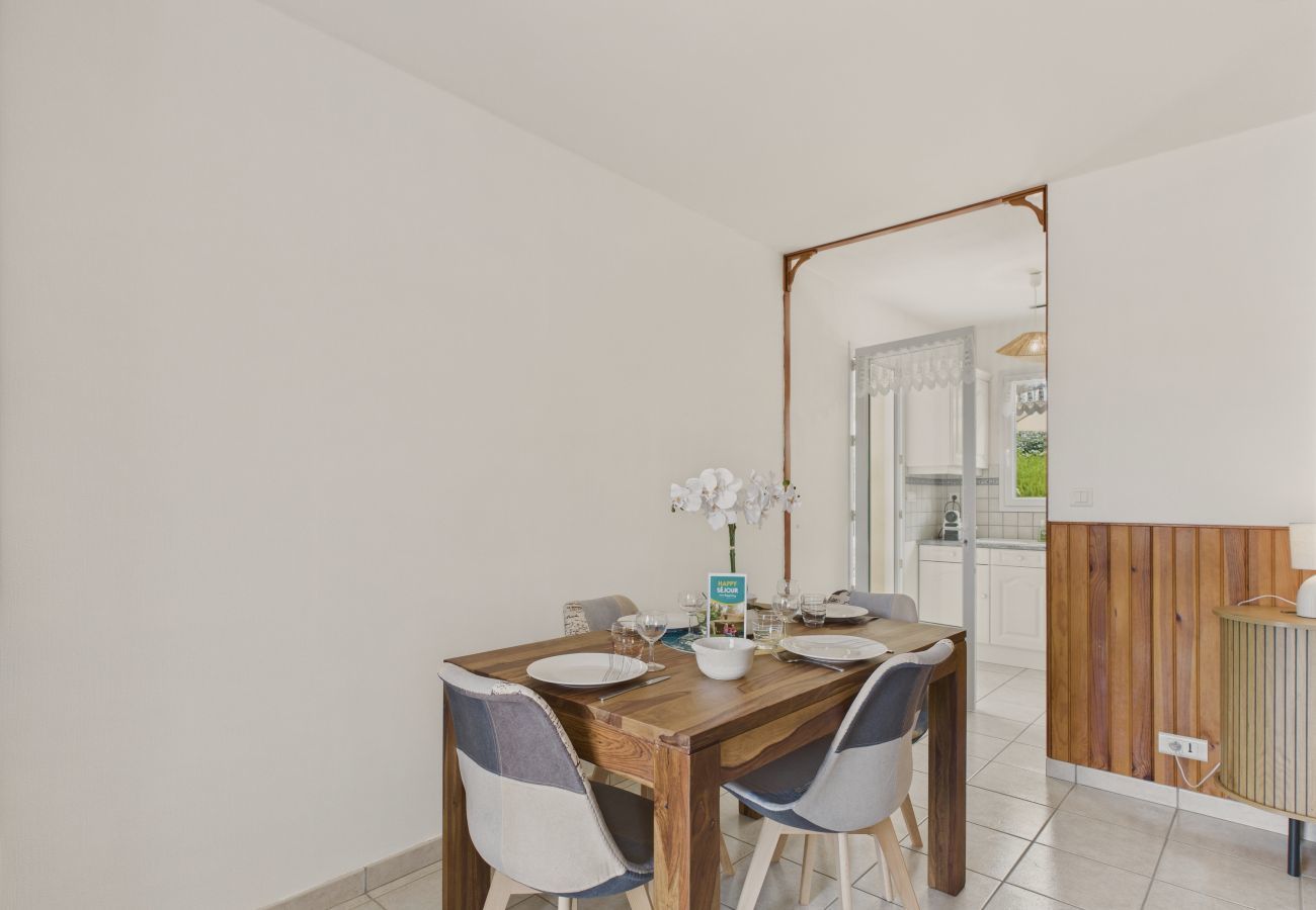 Maison à Saint-Vincent-sur-Jard - Jolie maison pour 4 personnes avec jardin 