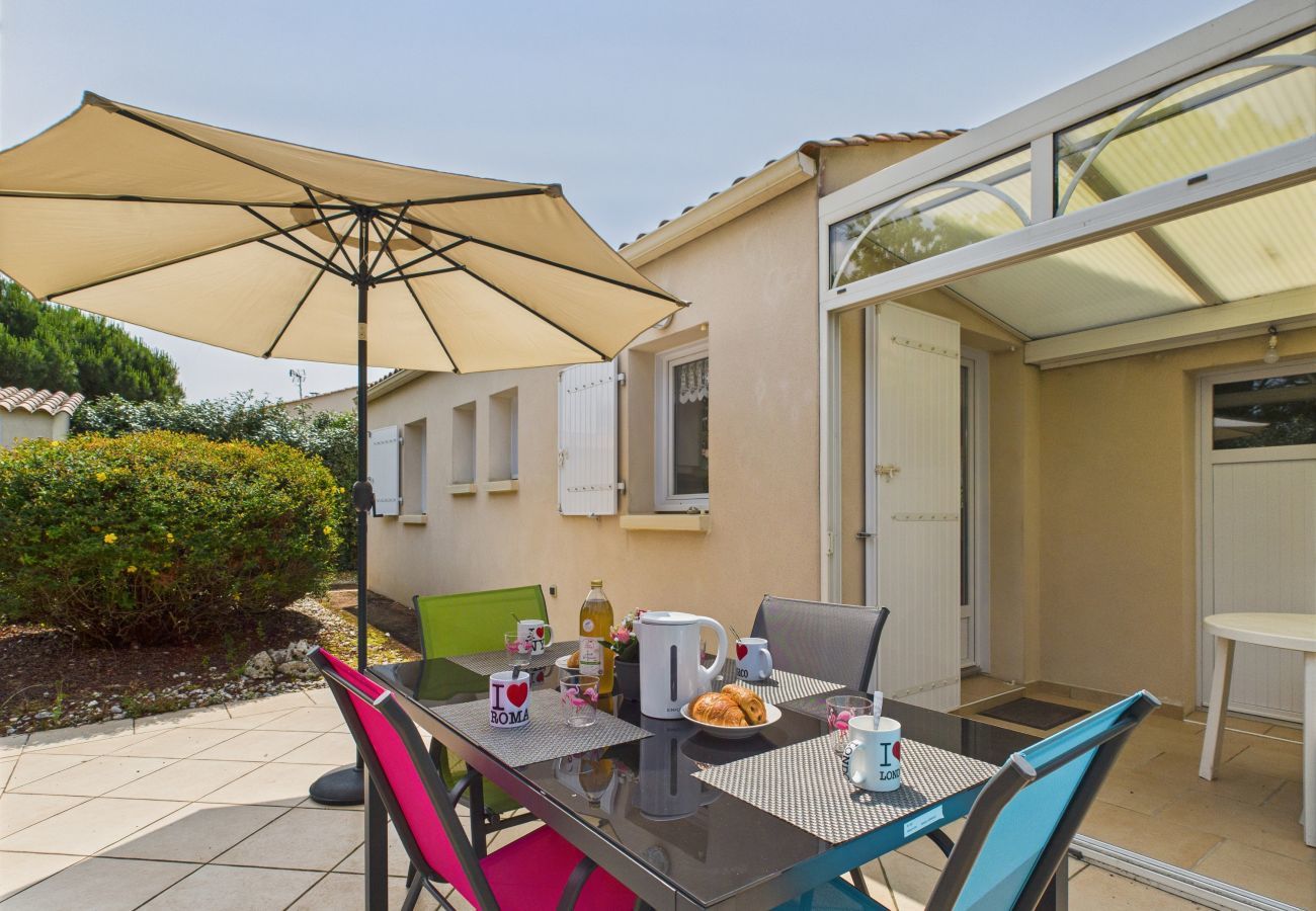 Maison à Saint-Vincent-sur-Jard - Jolie maison pour 4 personnes avec jardin 