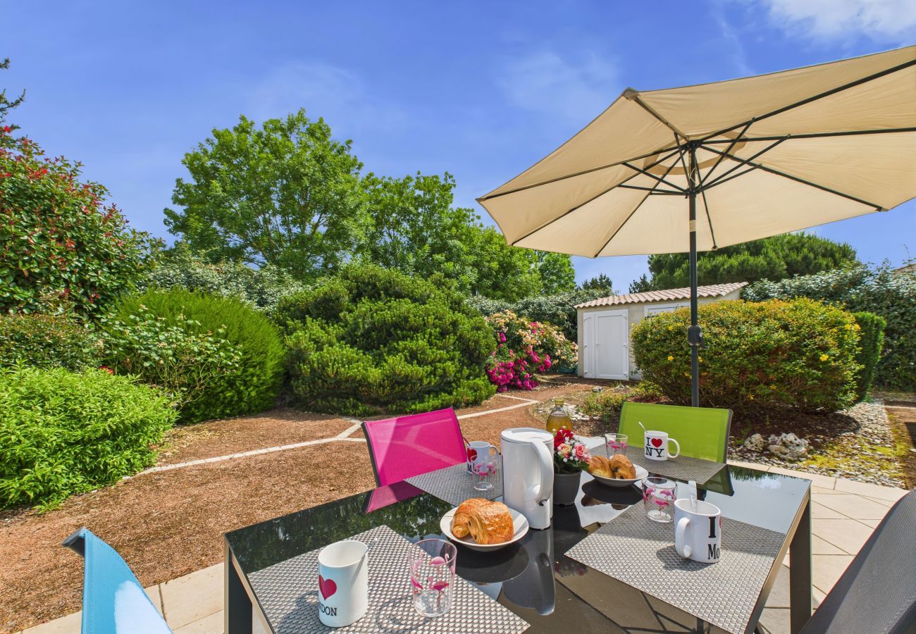 Maison à Saint-Vincent-sur-Jard - Jolie maison pour 4 personnes avec jardin 