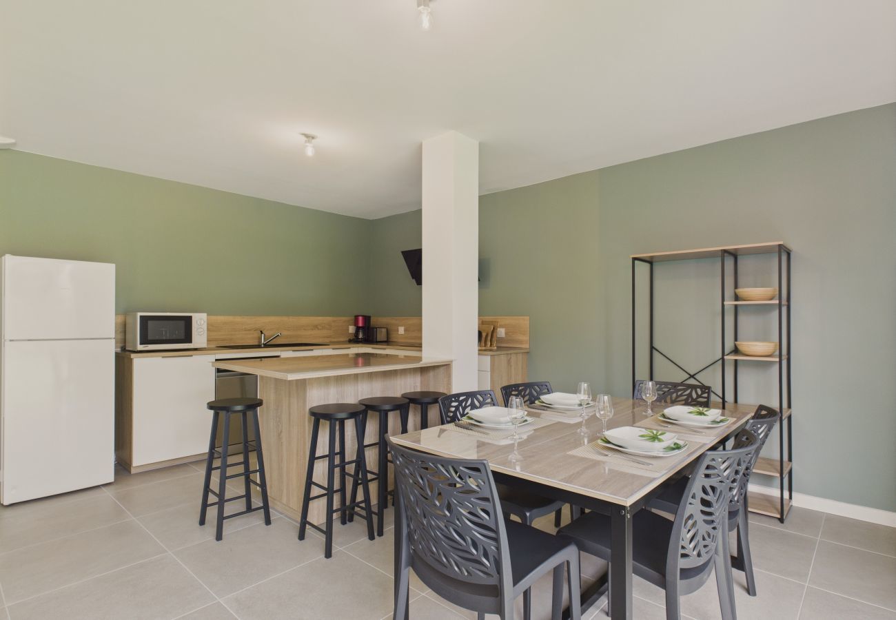 Maison à Le Tour-du-Parc - Jardin clos - Maison neuve de plain-pied pour 4 