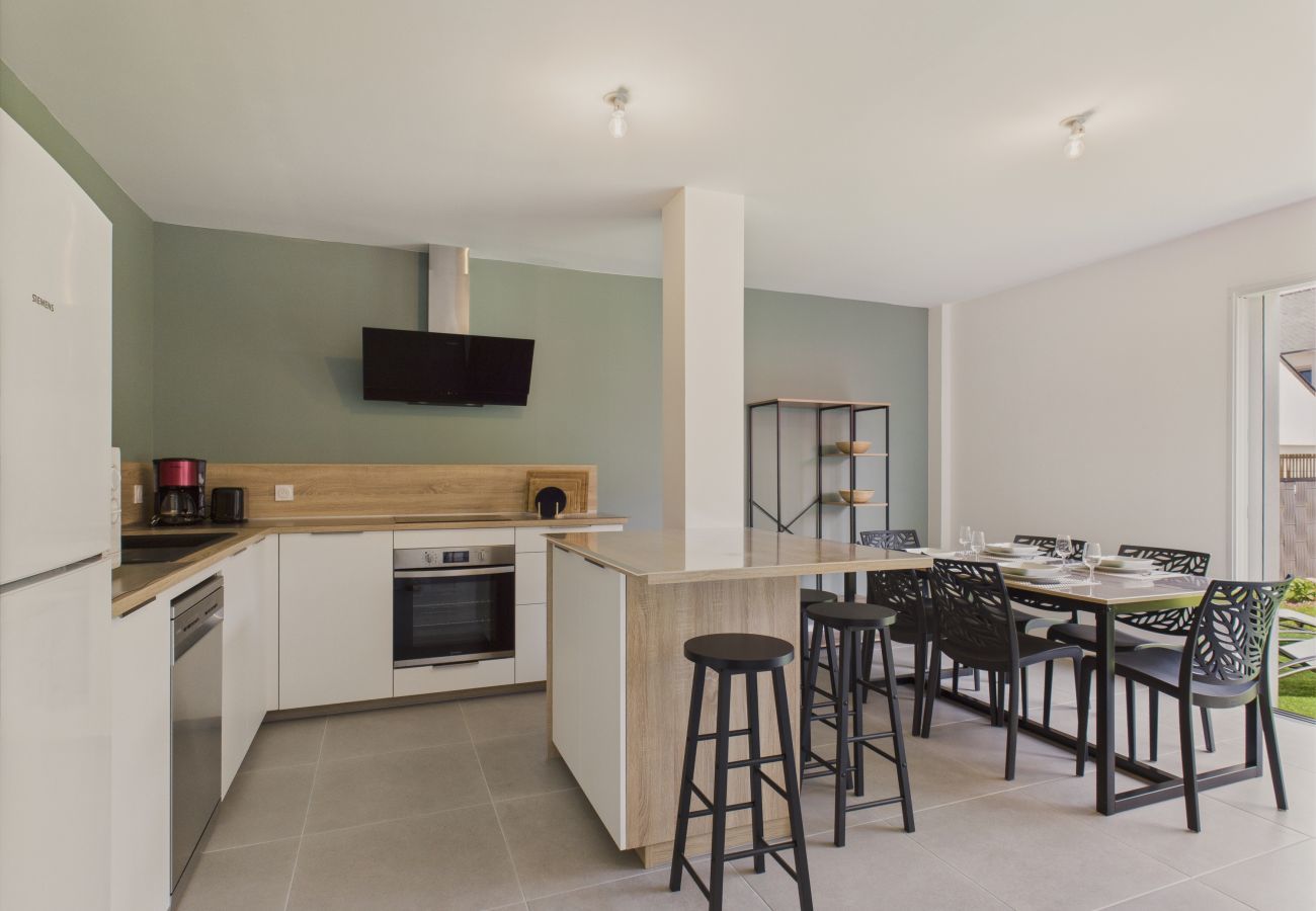 Maison à Le Tour-du-Parc - Jardin clos - Maison neuve de plain-pied pour 4 