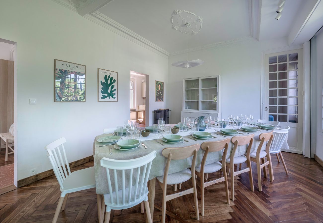 Villa à Saint-Michel-Chef-Chef - Villa de charme à 250m de la plage pour 14