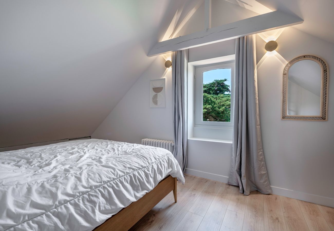 Villa à Saint-Michel-Chef-Chef - Villa de charme à 250m de la plage pour 14