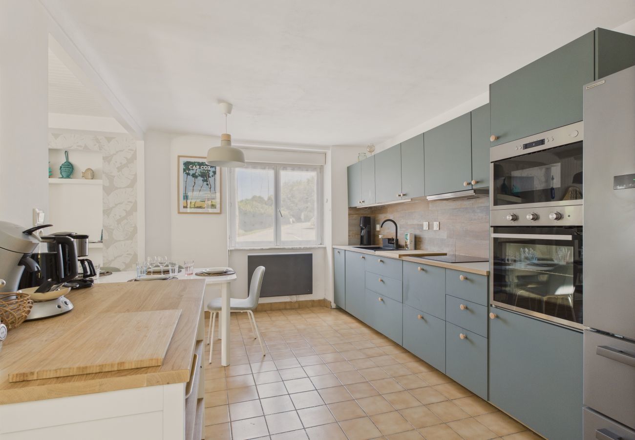 Maison à Fouesnant - Grand jardin et terrasse - 4 adultes et 1 enfant