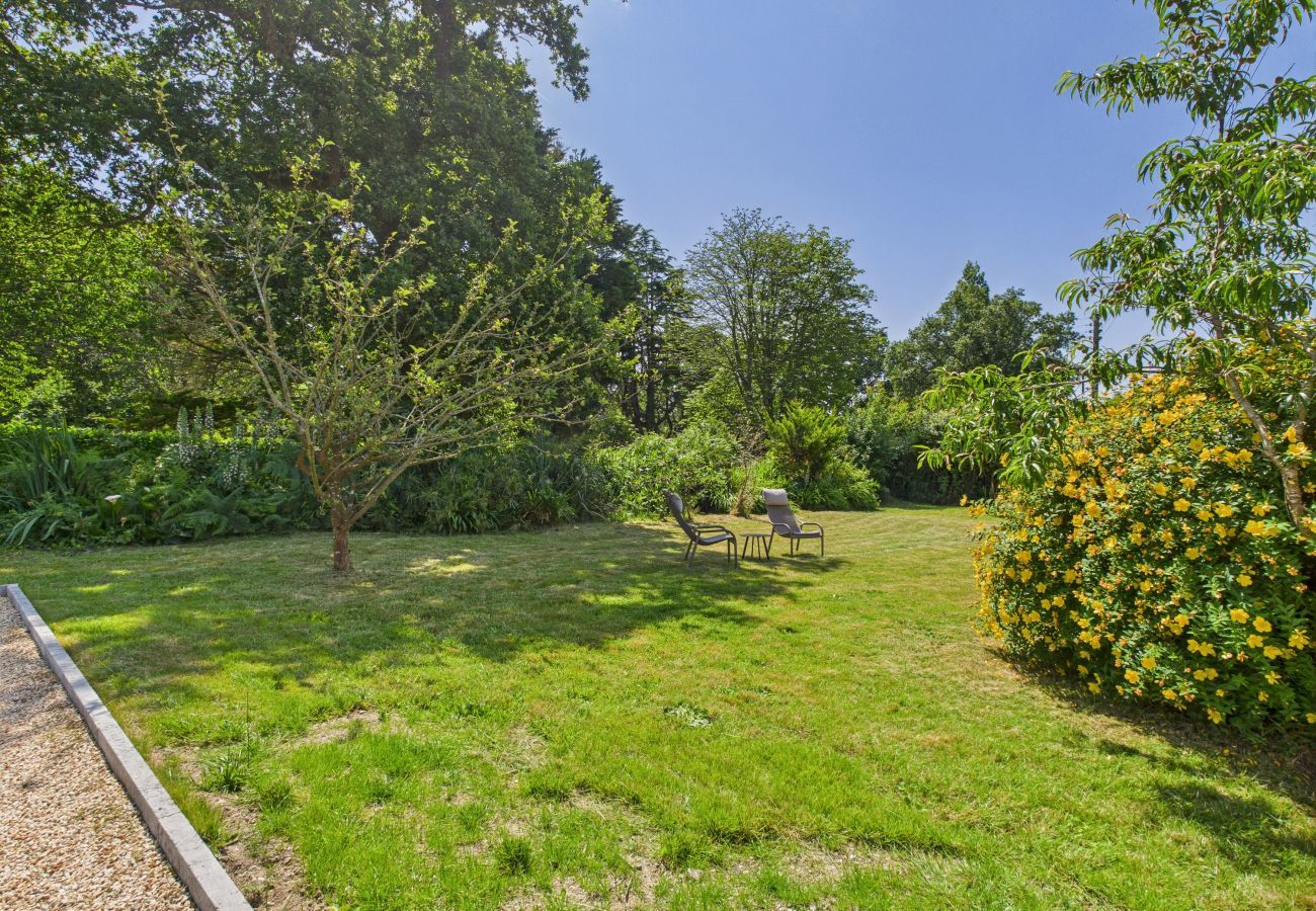Maison à Fouesnant - Grand jardin et terrasse - 4 adultes et 1 enfant