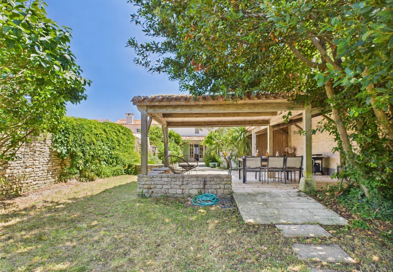 Maison à Saint-Clément-des-Baleines - 400 m de la plage, jardin, maison pour 8