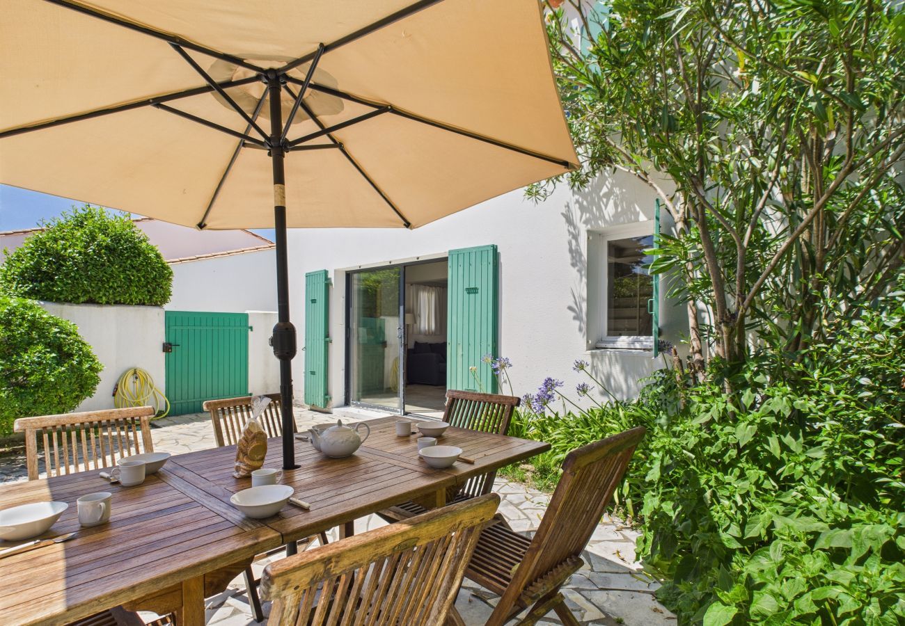Maison à Saint-Clément-des-Baleines - Saint-Clément, 400 m plage, Cœur village