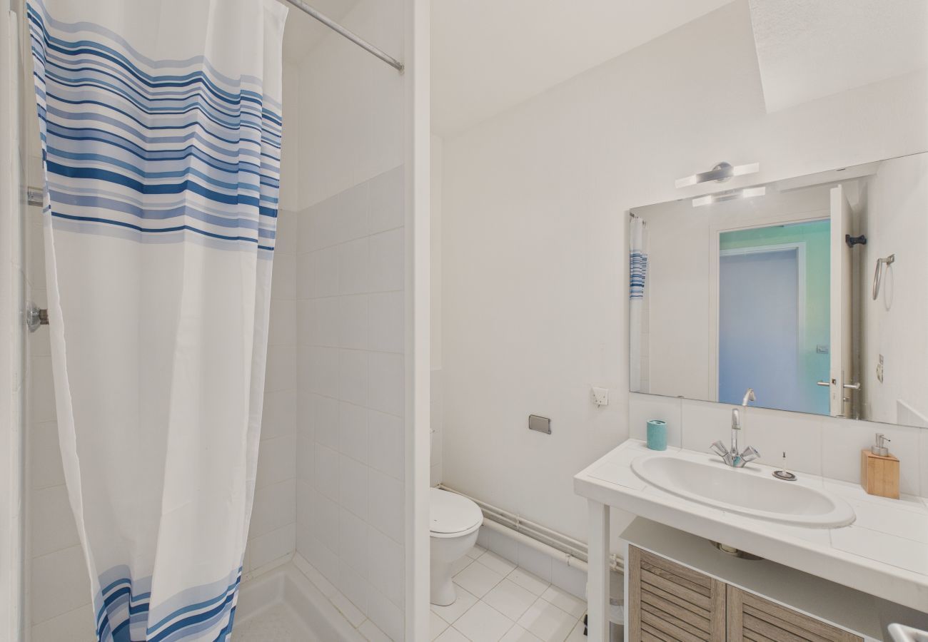 Maison à Peyzac-le-Moustier - Piscine privée - jolie maison 10 adultes 2 enfants