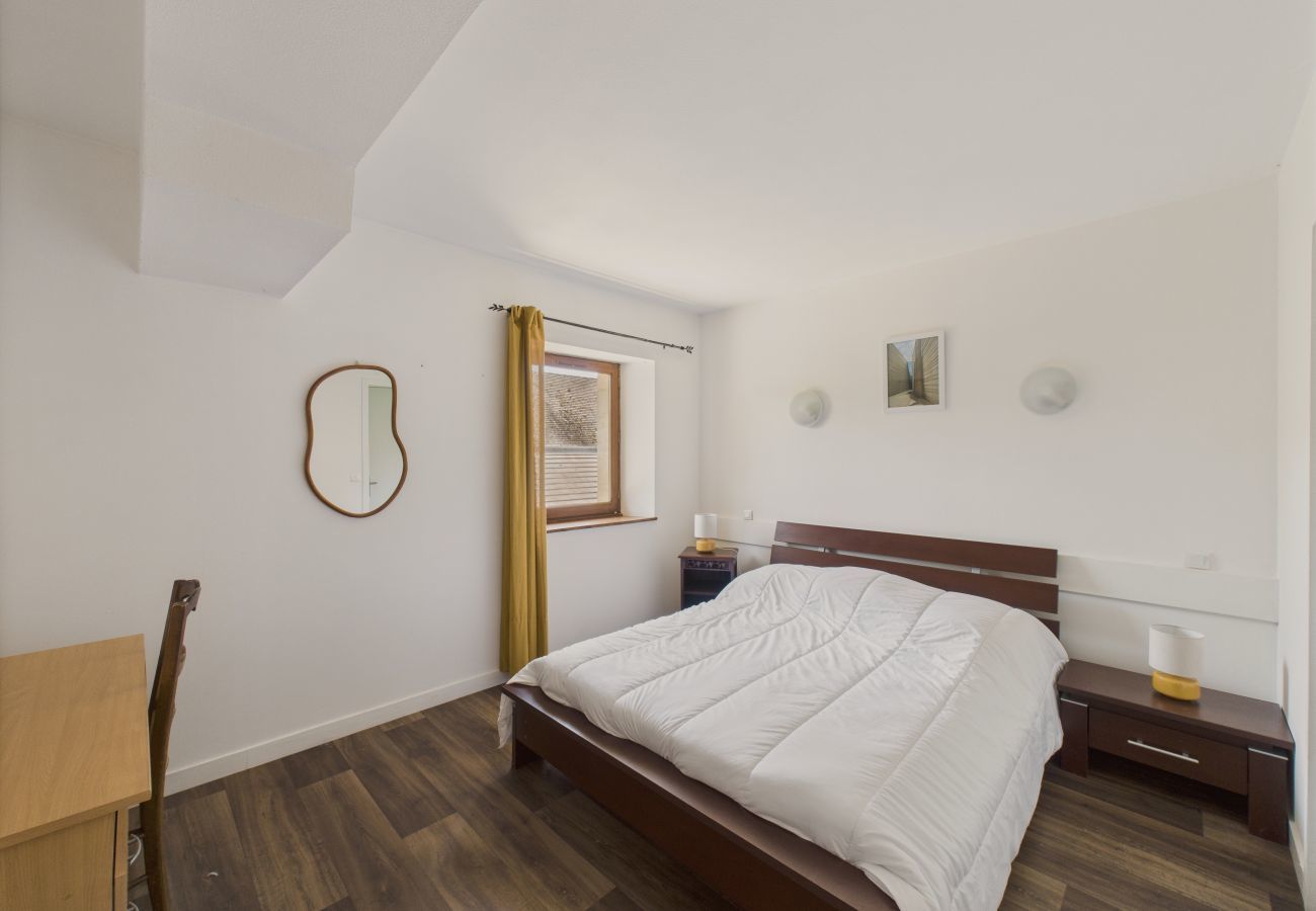 Maison à Peyzac-le-Moustier - Piscine privée - jolie maison 10 adultes 2 enfants