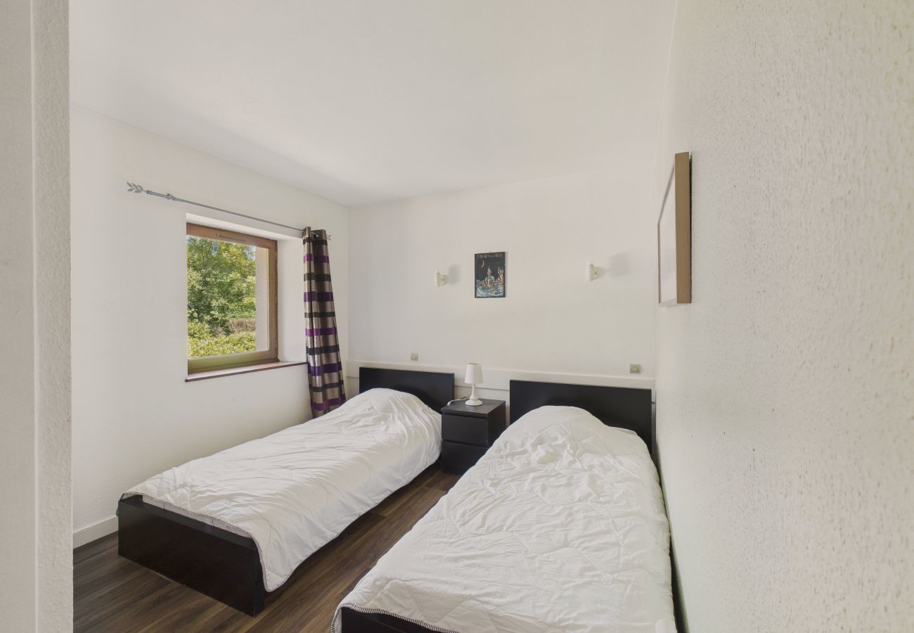 Maison à Peyzac-le-Moustier - Piscine privée - jolie maison 10 adultes 2 enfants